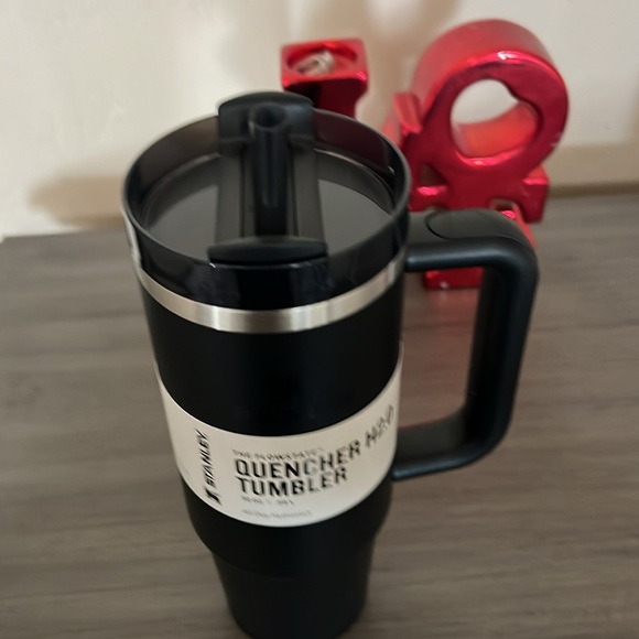 Stanley - Picture 2 of 5